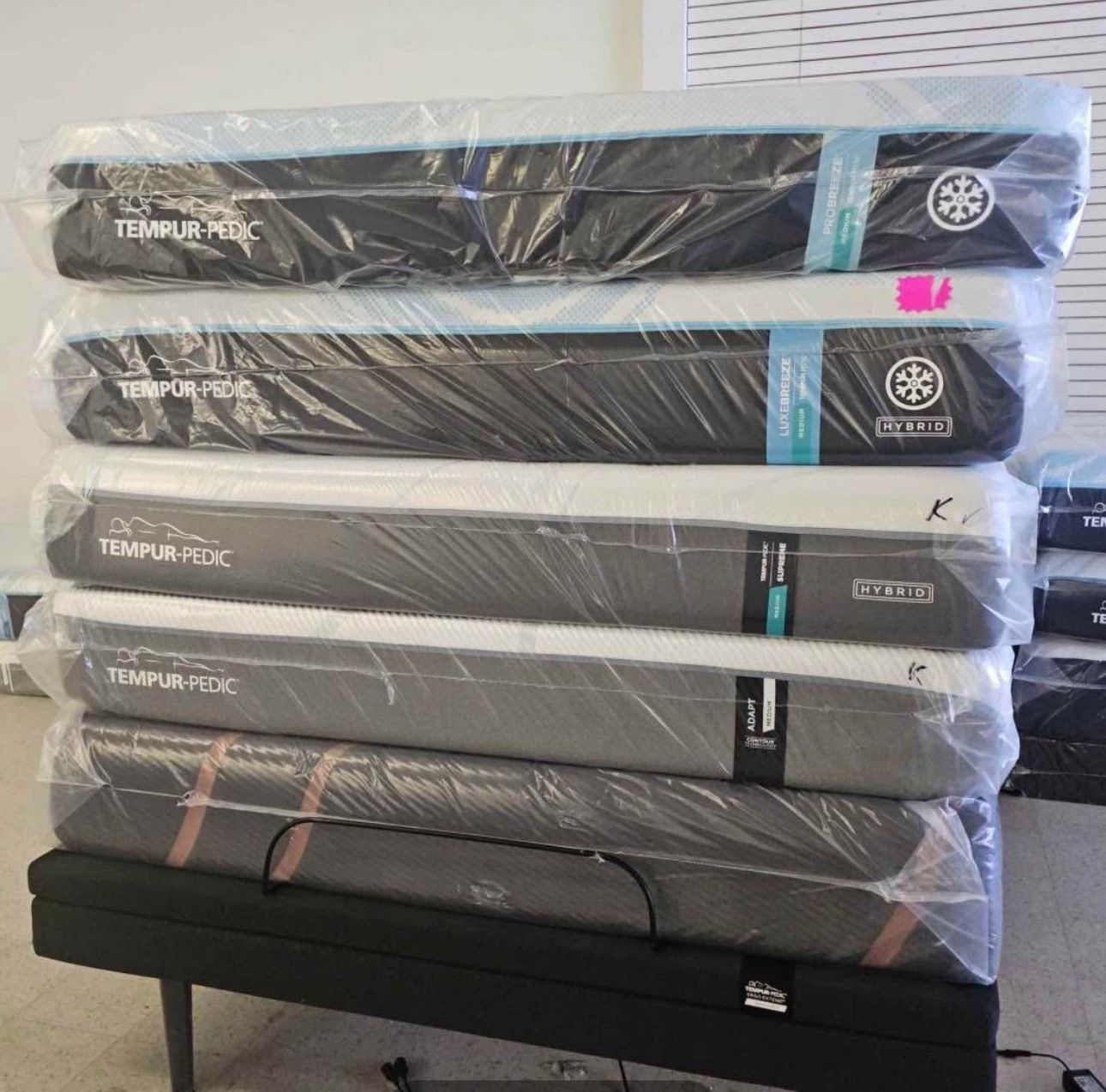 Huge mattress clearance!! Delivery available!!🚚