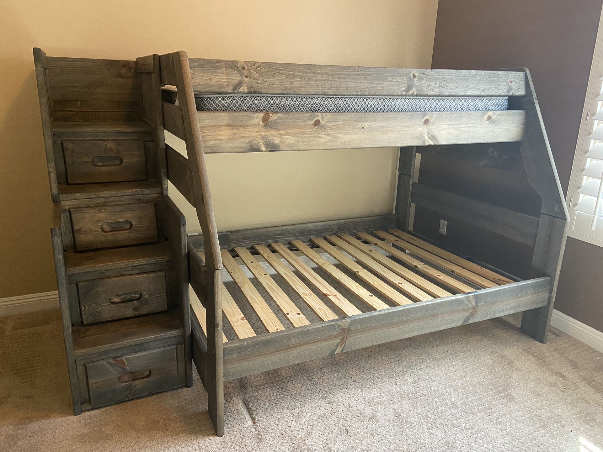 Twin Over Full Bunk Bed with Dresser