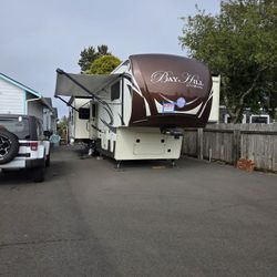 Evergreen Bay Hill 365rl 40ft 5th Wheel 2013