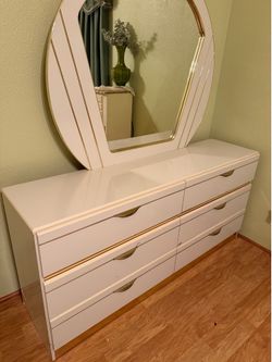 Bedroom set
