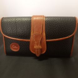 Dooney And Bourke Wallet