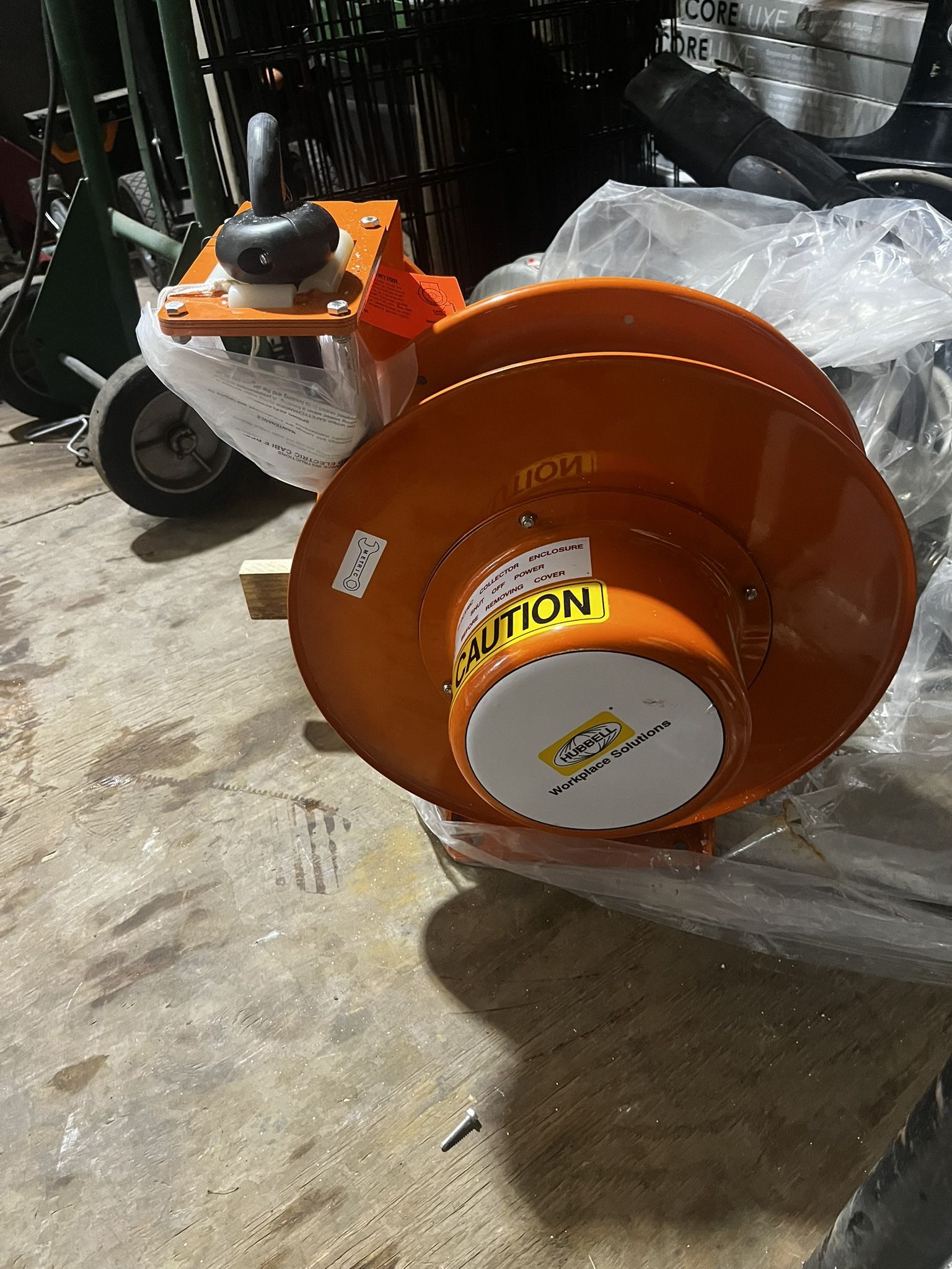 Hubbell Industrial Heavy DutyPower Cord Reel