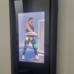 Tonal Home Gym – Like New – Full Accessory Bundle – San Diego