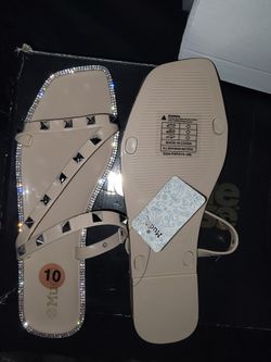 Beige Sandals Chanklas