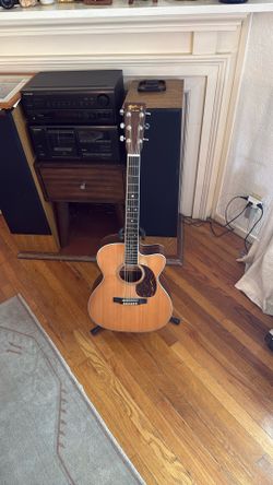 Martin Acoustic Guitar w Pickup