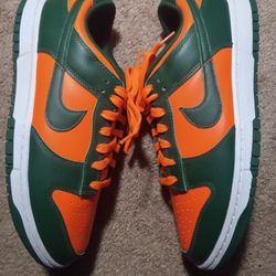 Nike Dunk "Miami Hurricanes"