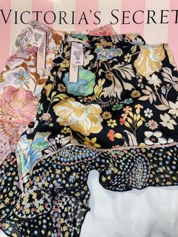 Victoria’s Secret 2-Pack Sleep Short Satin Fabric Size Medium