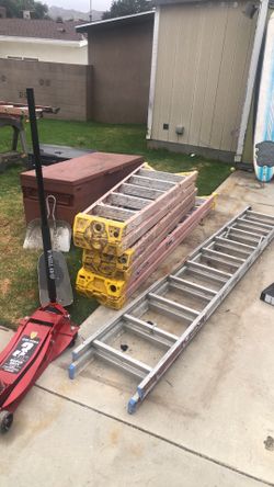 Moving sale
