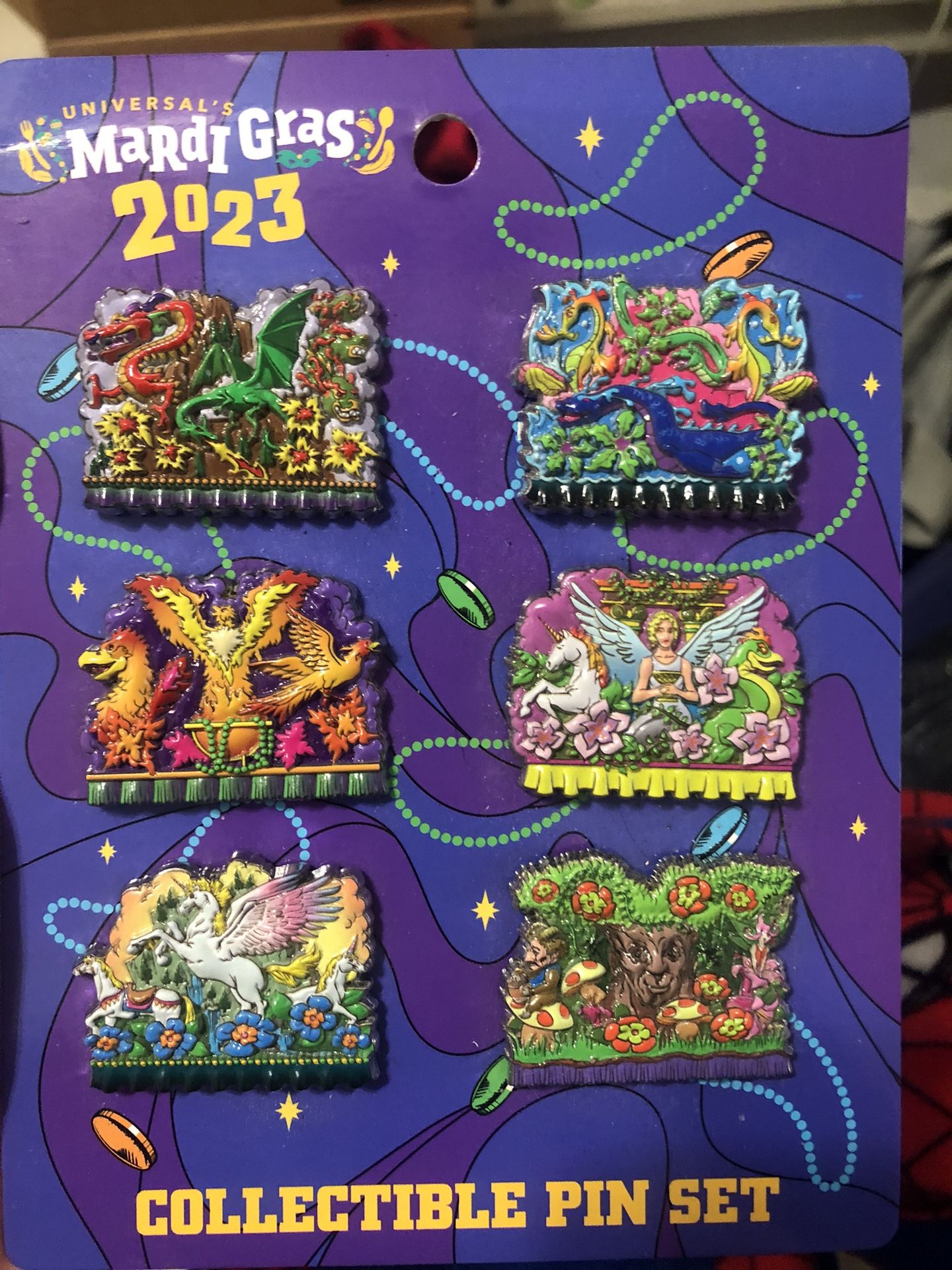 Universal Mardi Gras 2023 Pins And Cups