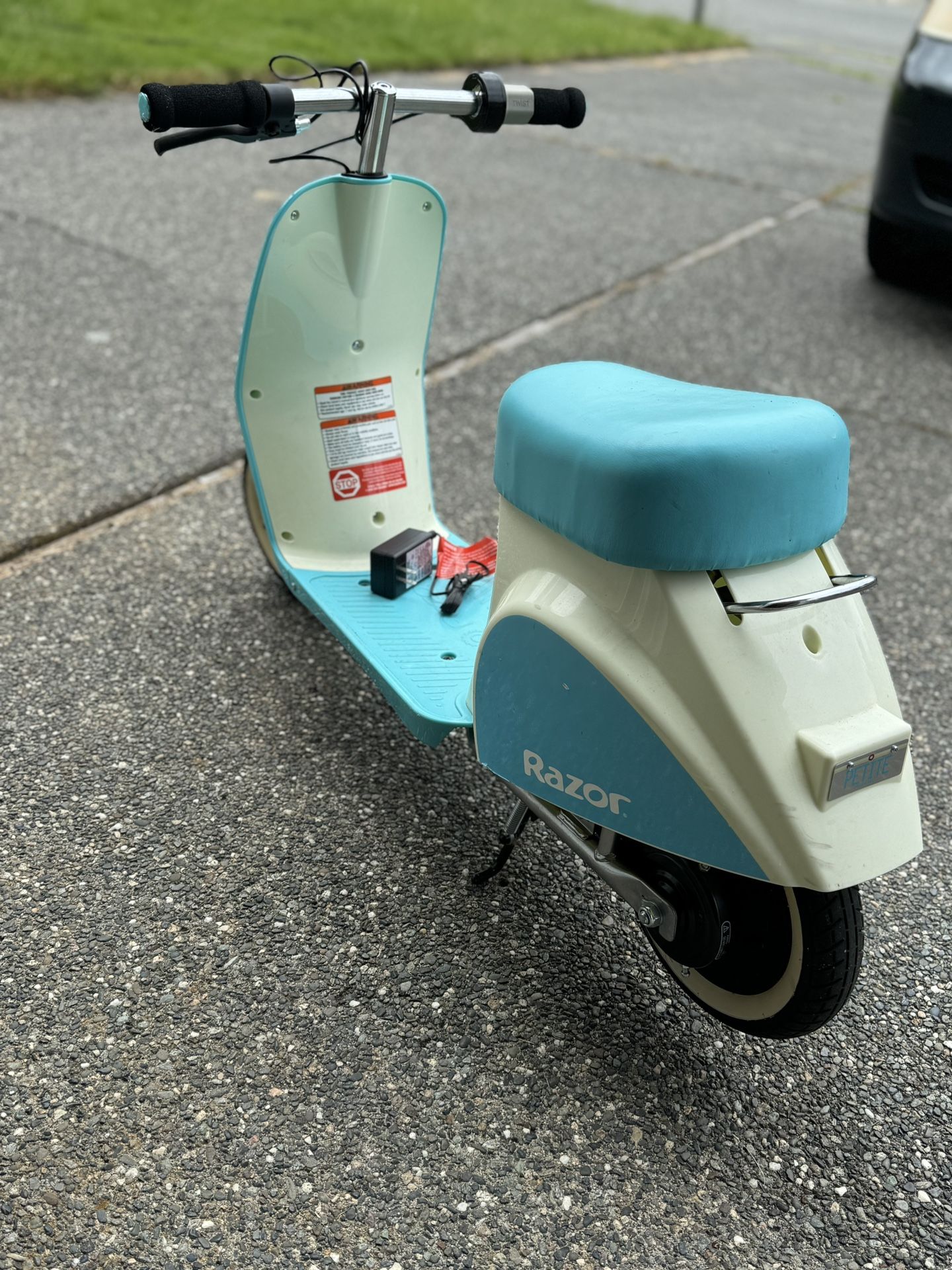 Used - Razor Pocket Mod Petite Euro-Style Electric Scooter - Blue - 12V