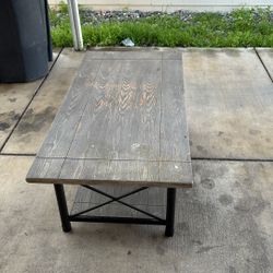 FREE COFFEE TABLE