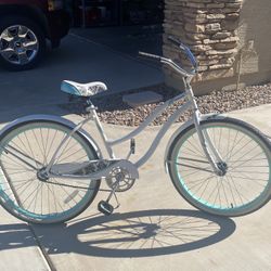 26” Huffy Women’s Beach Cruiser