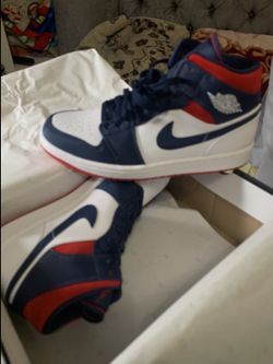 New Jordan 1 Mid Size 8 