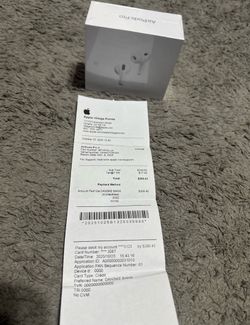 AirPod pro gen 3s quick meet up/ fast shipping