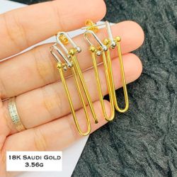 18k Real Saudi STUD Two Tone EARRINGS 3.56  Grams