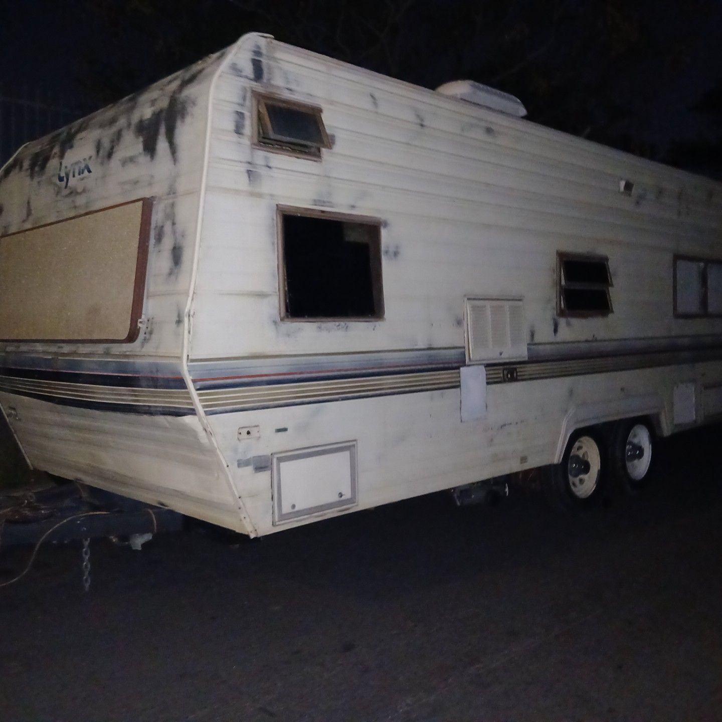 Rv camper 1989 lynx for Sale in Los Angeles, CA - OfferUp