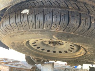 Tahoe tire new P265/70/R17