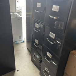 Steel Filing Cabinet 