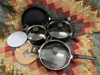 Amazon Basics 10 -Piece Non-stick Set