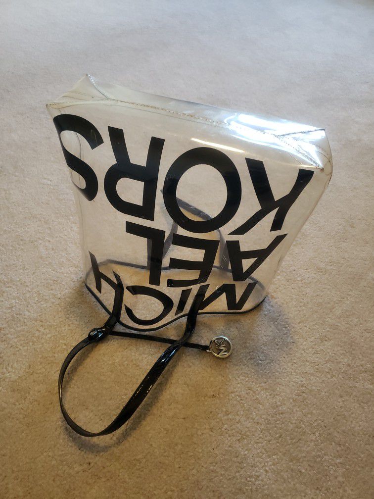 Fashion Designer Clear Transparent Crossbody Stadium Bag for Sale in Mckees  Rocks, PA - OfferUp