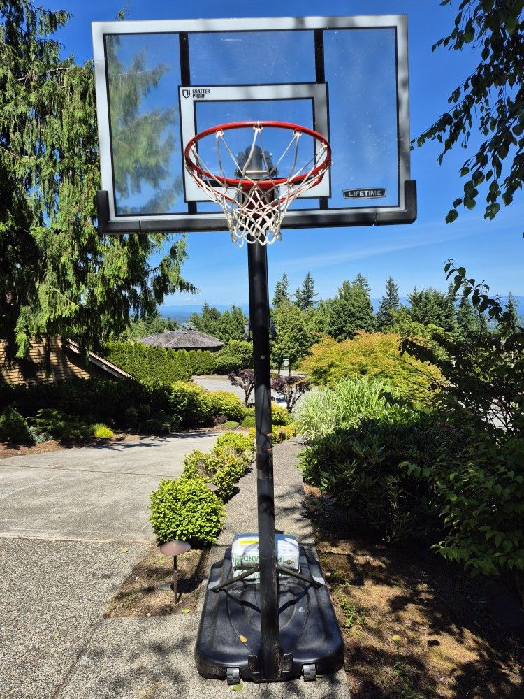 Used LIFETIME 52" MVP Portable Basketball Hoop