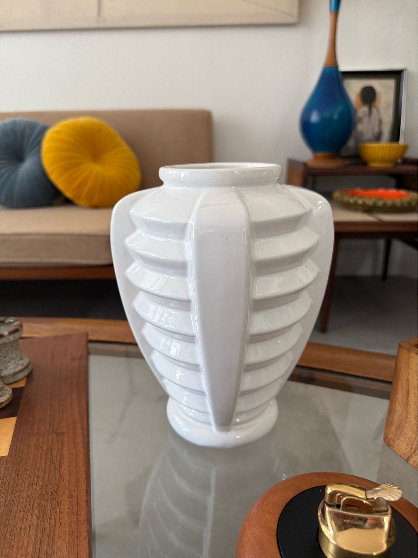 VINTAGE ART DECO POTTERY LARGE VASE BY LASLO FOR SIGMA CANADA