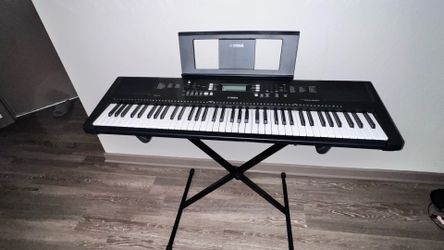 Yamaha EW300 Open box Condition All Accessories Included