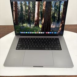 2021 MACBOOK PRO 16 INCH, 32GB M1  PRO 1TB SSD BATTERY 356GB COUNT FOR MUSIC AND VIDEO EDITING.