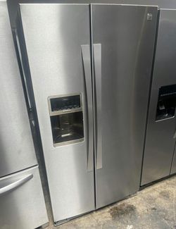 Kenmore Side-by-Side Refrigerator Stainless Steel