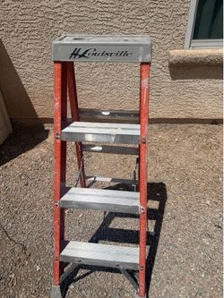 Ladder 4 feet