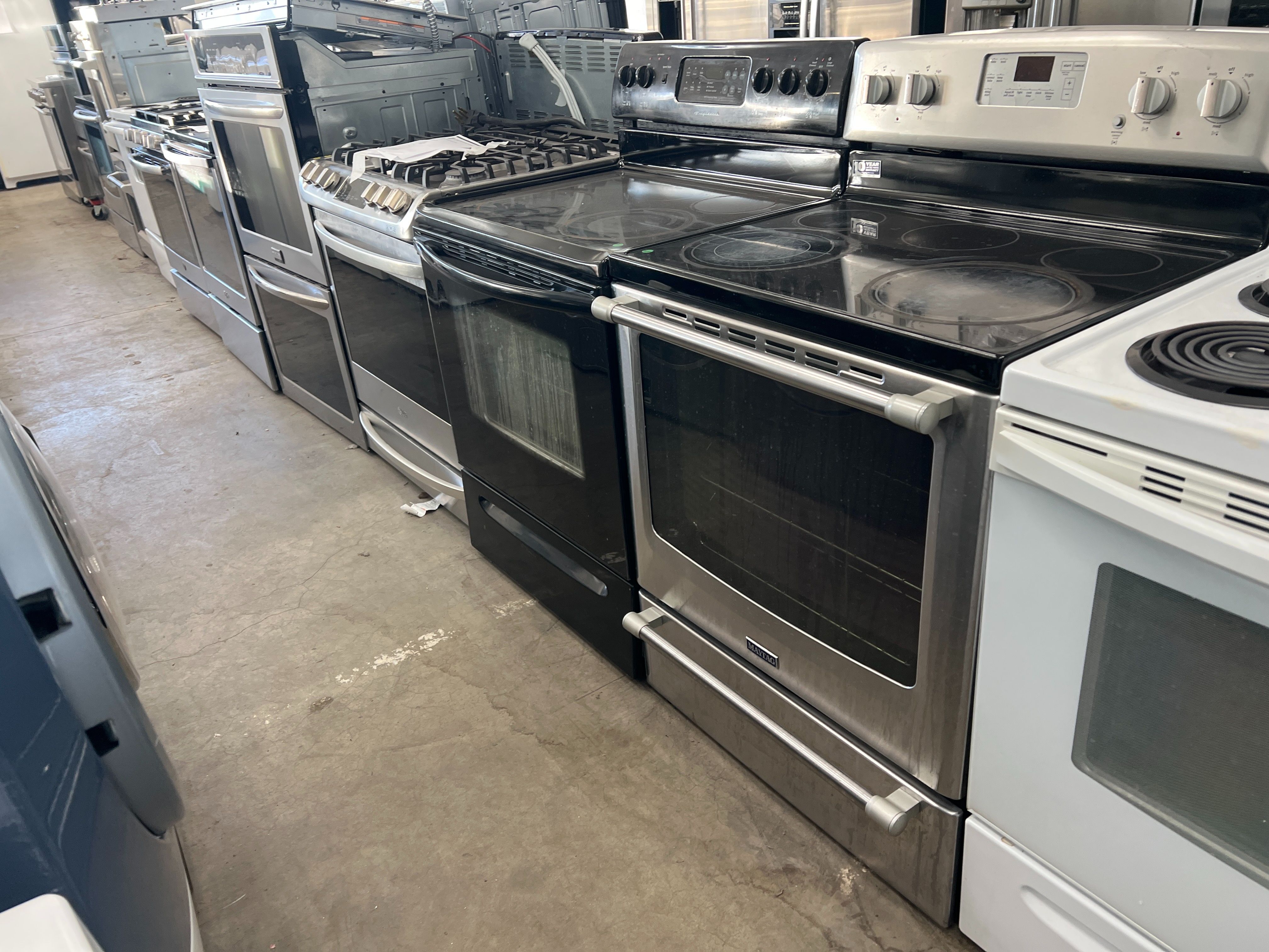 USED STOVES /WALL OVENS -FREE DELIVERY -120 DAY WARRANTY
