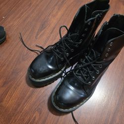 Dr Martens Boots