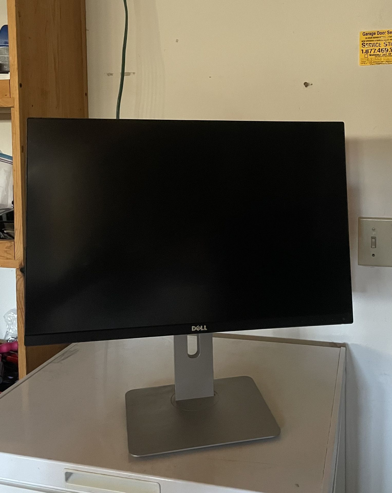 Dell LCD Monitor (U2415b)