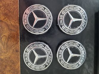 Mercedes benz center caps brand new