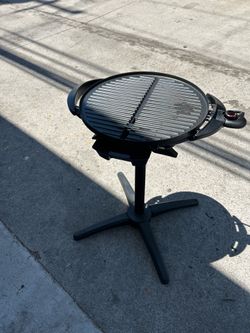 Grilled. It goes plug in the light