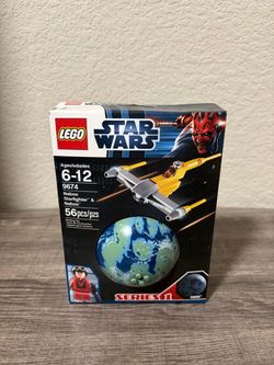 LEGO Star Wars: Naboo Starfighter & Naboo (9674)