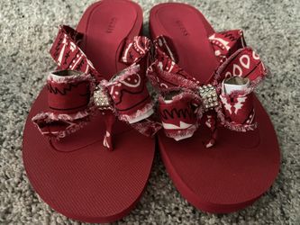 Woman NEW Guess Flip Flops