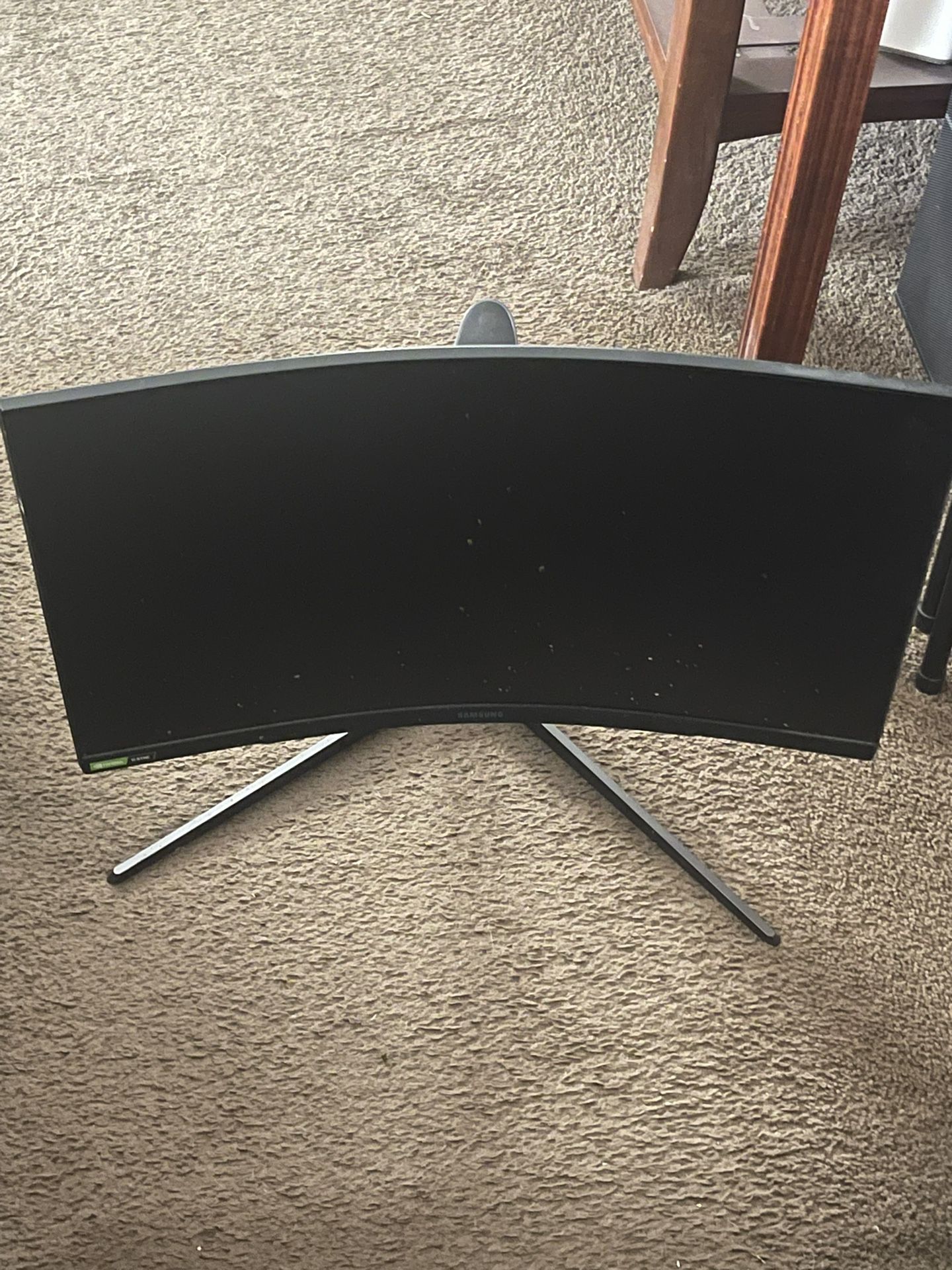 Samsung Odyssey G7 - 27” Curved Gaming Monitor