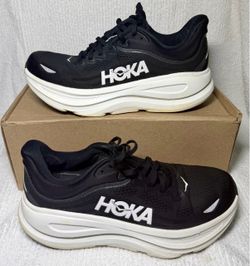HOKA Bondi 9 Women’s Size 9.5 Black White Running Shoes