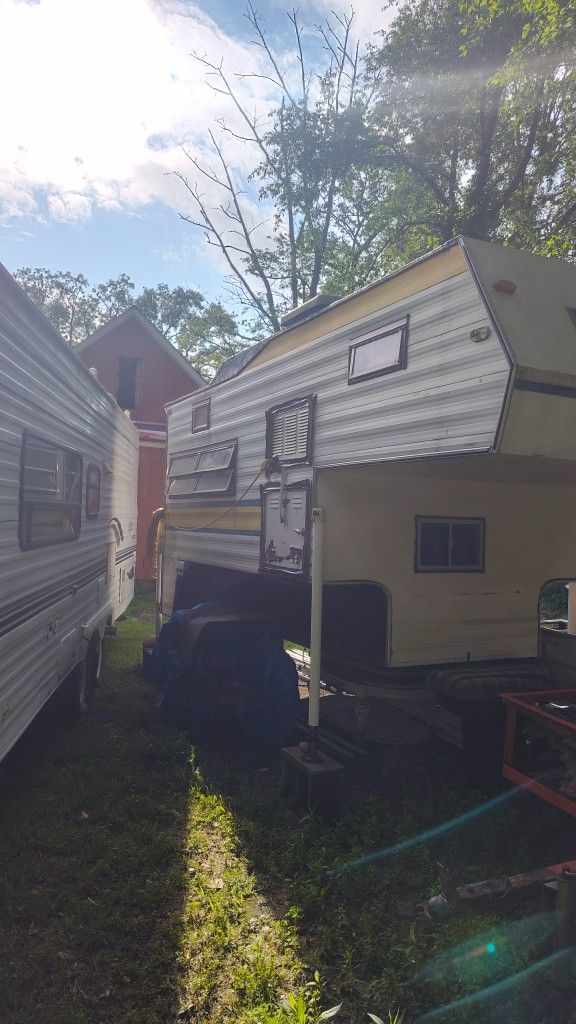 Truck Camper White And Yellowstone With 
