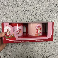 NWT Limited edition Strawberry Shortcake 2-Piece Mug Set