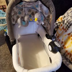 Portable Baby Carrier/bassinet 