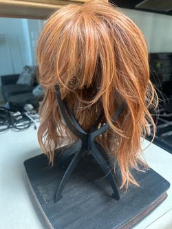 Wavy beach style wig
