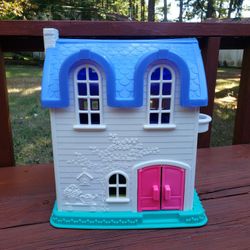 Vintage Fisher-Price Little People Doll House House - Plastic- Missing Door