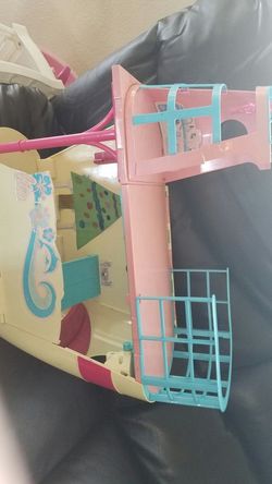 Barbie boat