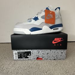 DS JORDAN 4 MILITARY BLUE SIZE 9.5