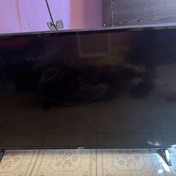 Full HD 1080p Smart LED TV - 43"