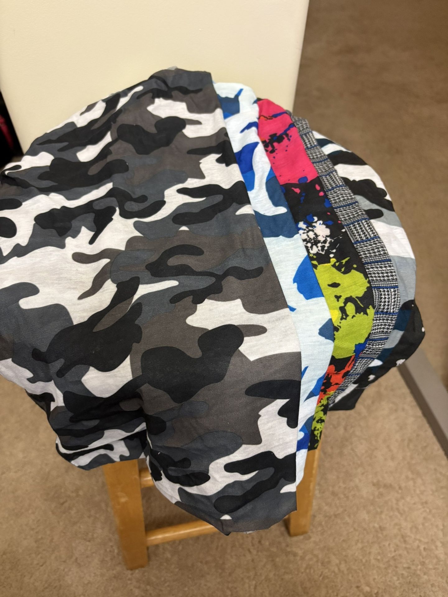 Elastic Seamless Bandanas