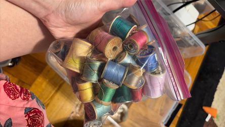 Vintage thread collection
