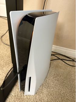 PS5 Disk Version with 2 controllers